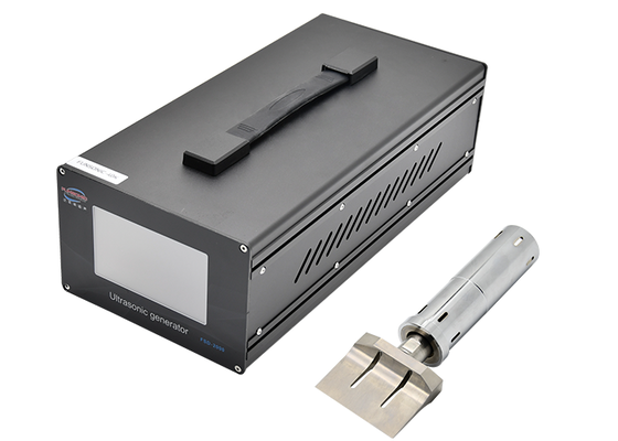40Khz سیستم برش لاستیکی با فرکانس بالا با قدرت 800W و تیتر آلیاژ تیتانیوم