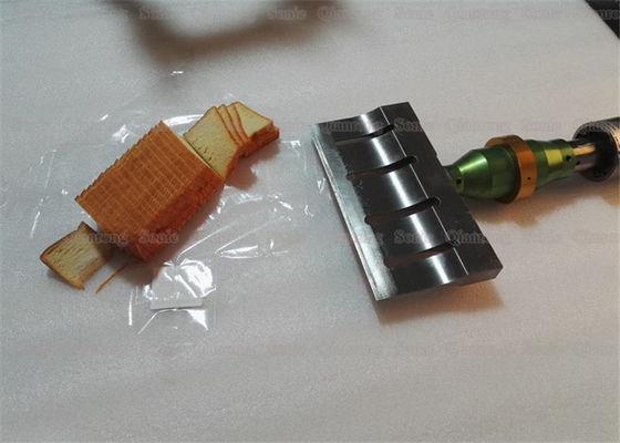 دستگاه برش مواد غذایی اولتراسونیک تیغه 255 میلی متر 220V یا 110V 20Khz 380 * 250 * 150mm